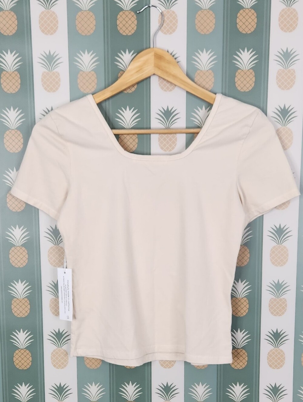 perfectwhitetee Rikki Tee - Picture 3 of 6
